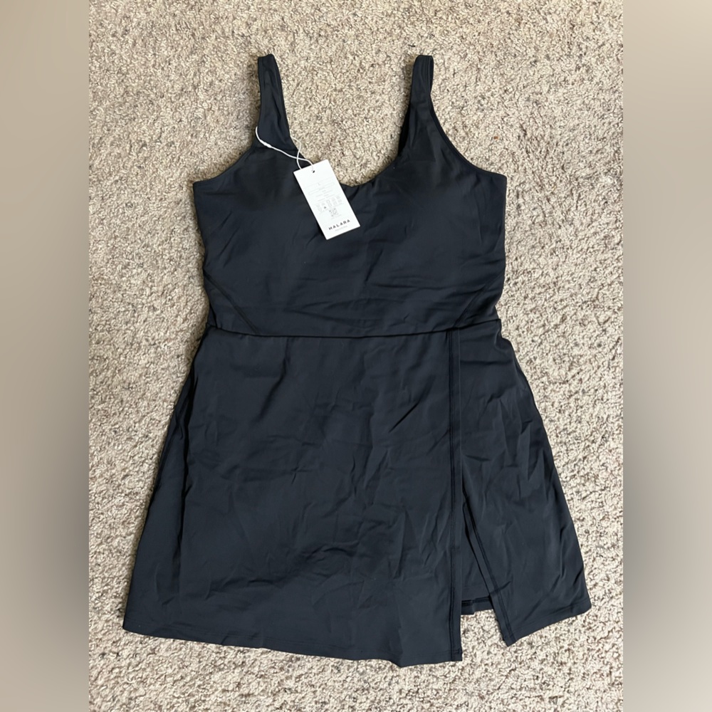 NWT Halara Large dress with built in shorts